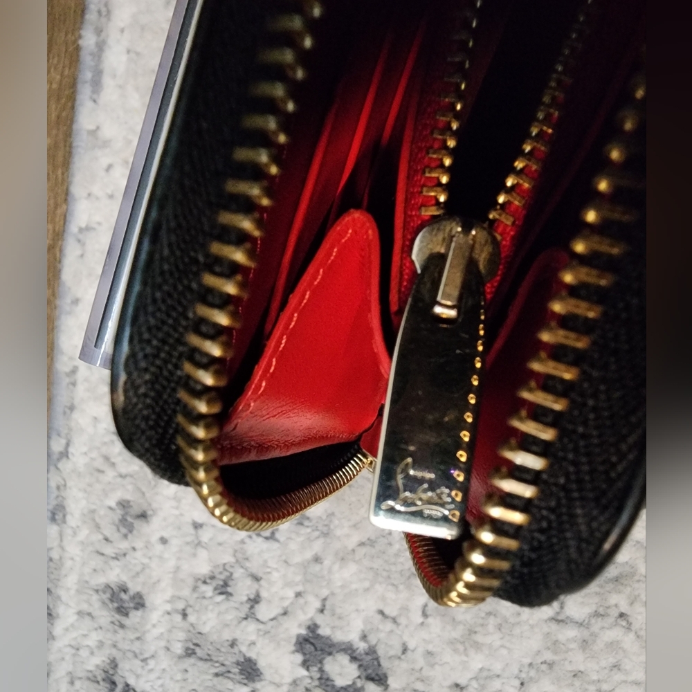 *SOLD* Christian Louboutin Panettone Spike Leather Wallet - Picture 11 of 14